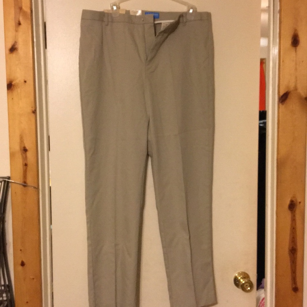 Dockers khaki pants, clean front stretch.